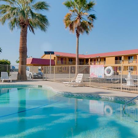 Vagabond Inn Buttonwillow I-5 Exit 253 Bakersfield Exteriör bild