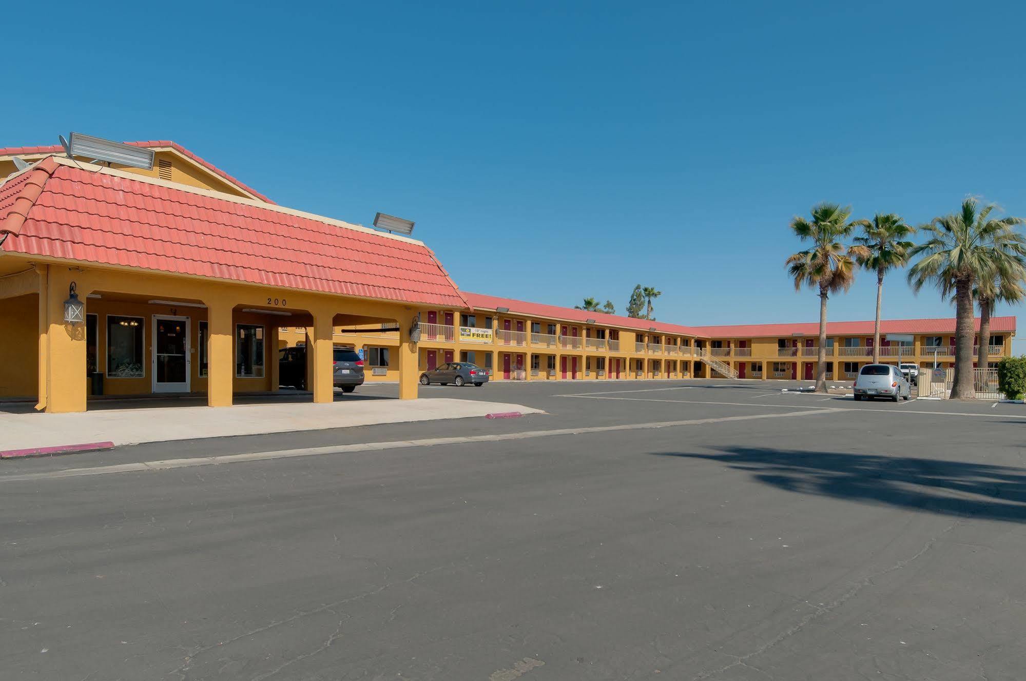 Vagabond Inn Buttonwillow I-5 Exit 253 Bakersfield Exteriör bild
