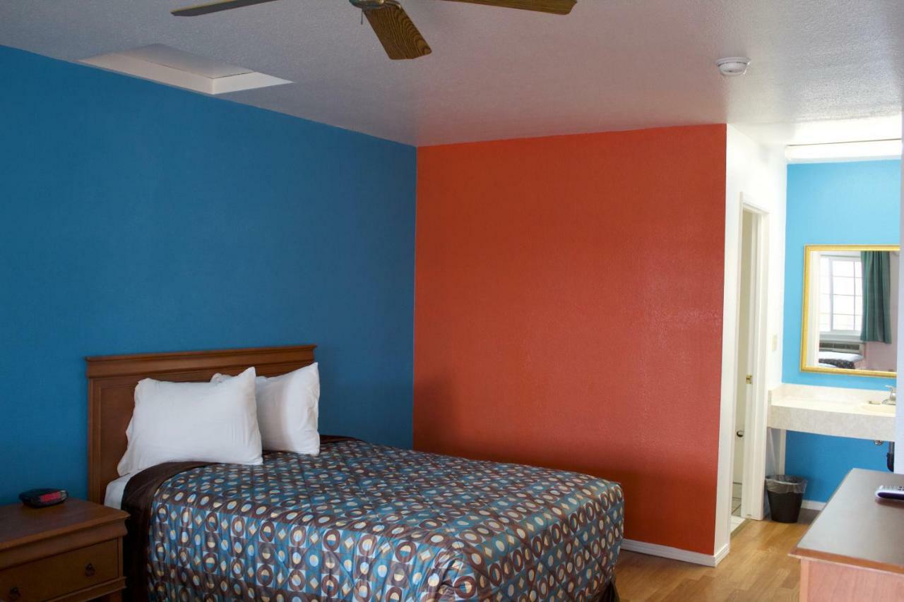Vagabond Inn Buttonwillow I-5 Exit 253 Bakersfield Exteriör bild